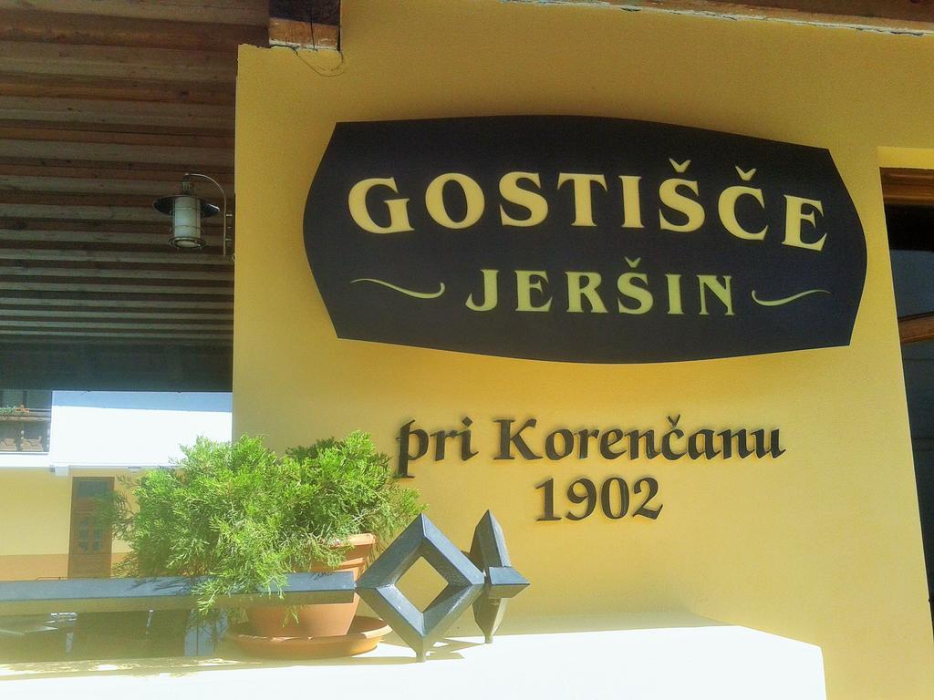 Guesthouse Jersin Logatec Exterior foto